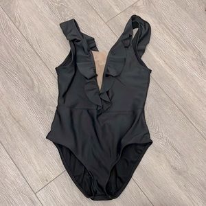 Five Dance, black leo , size YXL, great for team & ballet 🩰